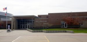 Photo of the exterior of Summit Middle School